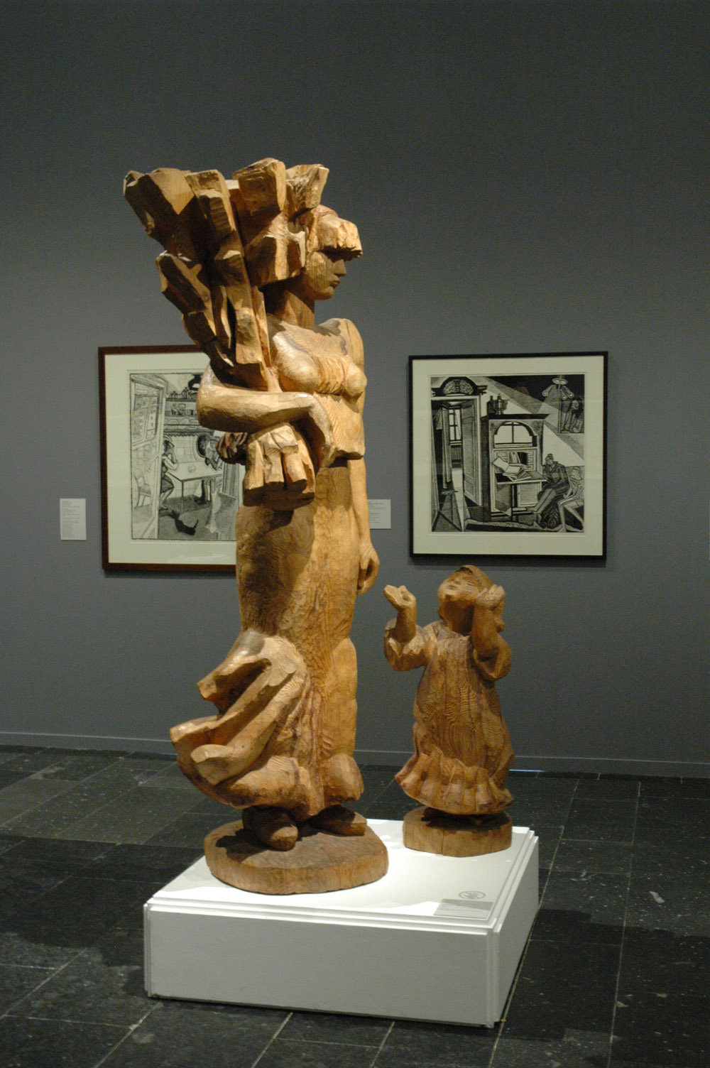 ''Лето'', 1990. Дерево, 223зх80х70 см; 94х40х42 см