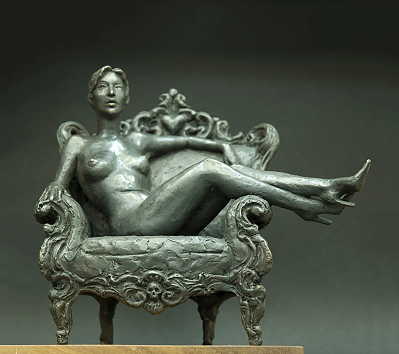 Максим Аксёнов. "Богиня", 2011. Бронза, тонировка, 21х23х17 см. Фото из архива Максима Аксёнова