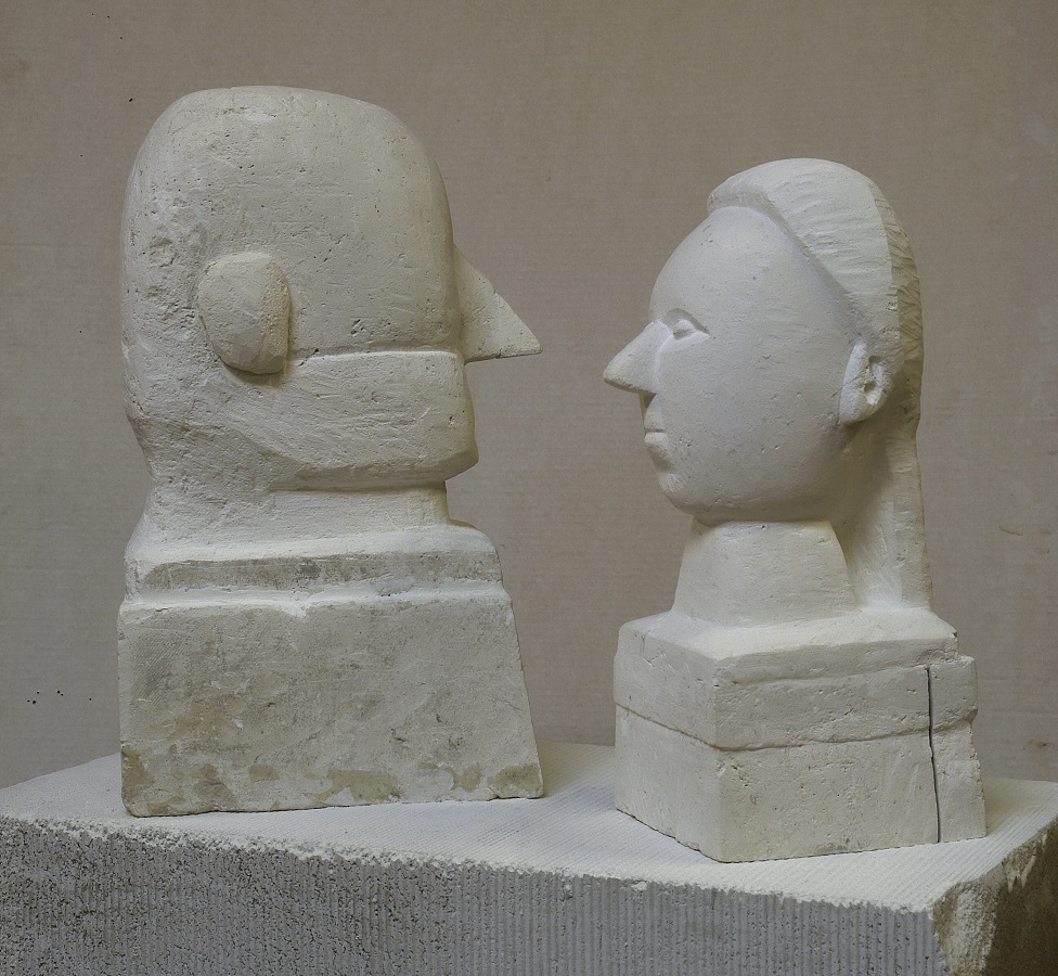 ''Парный портрет'', 2012. Камень, высота 41 см
