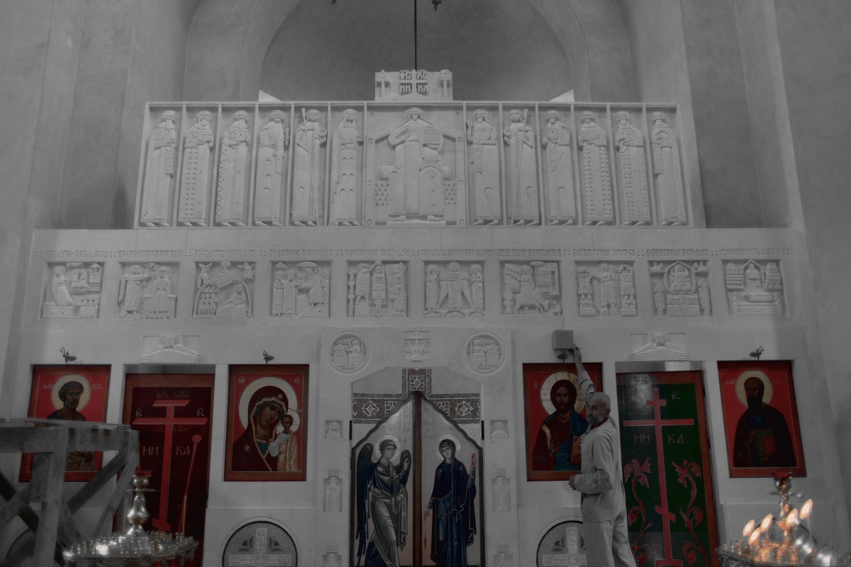 ''Иконостас'', 2008-2011. Камень. Собор Святых Петра и Павла в Тарусе