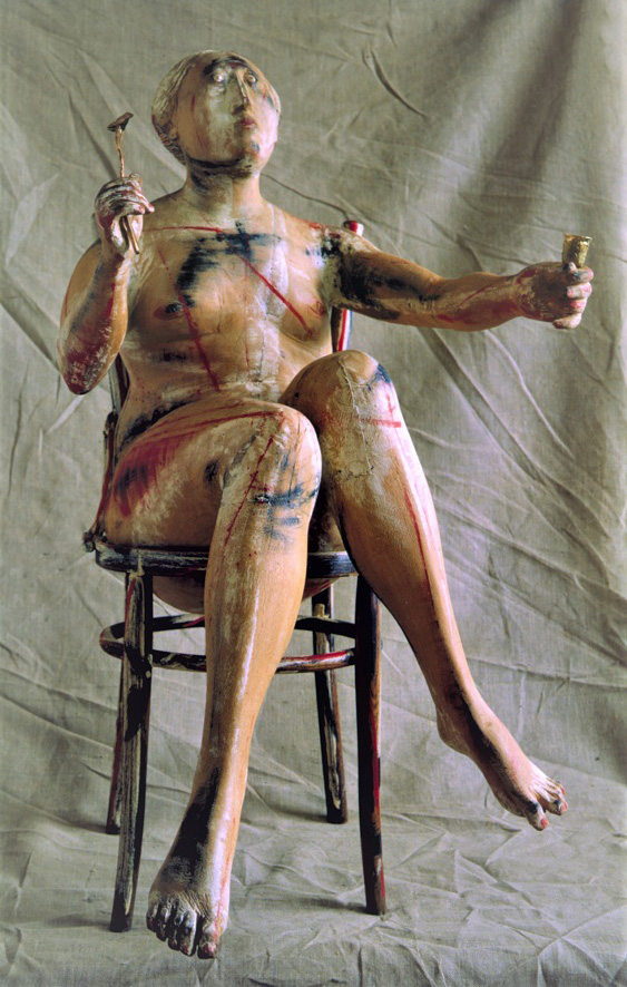 Виктор Корнеев. "Шутка",1997. Дерево,115х90х70 см. Фото из архива Виктора Корнеева