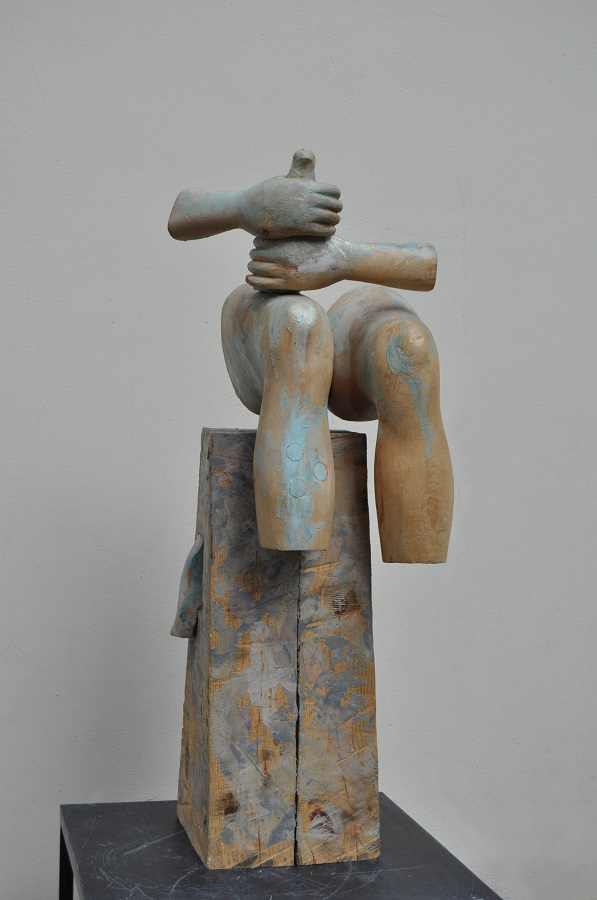 ''Голубка'', 2006. Дерево, 130х50х50 см