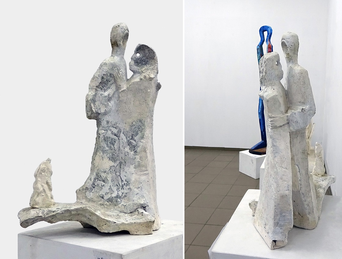 Анатолий Машаров. "Поцелуй Иуды" (Встреча) (ракурсы), 1999. Камень, высота 45 см. Фото Алексея Приказчикова с персональной выставки Анатолия Машарова в выставочном зале ОМС, Москва, 2025