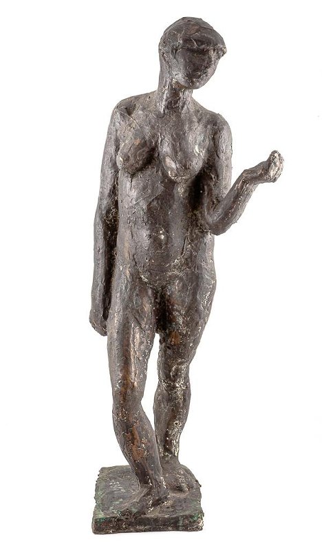 ''Стоящая'', 1981. Бронза, 70х19х29 см.Дом-музей Германа Брахерта, Светлогорск, Калининградская область. Фото: goskatalog.ru