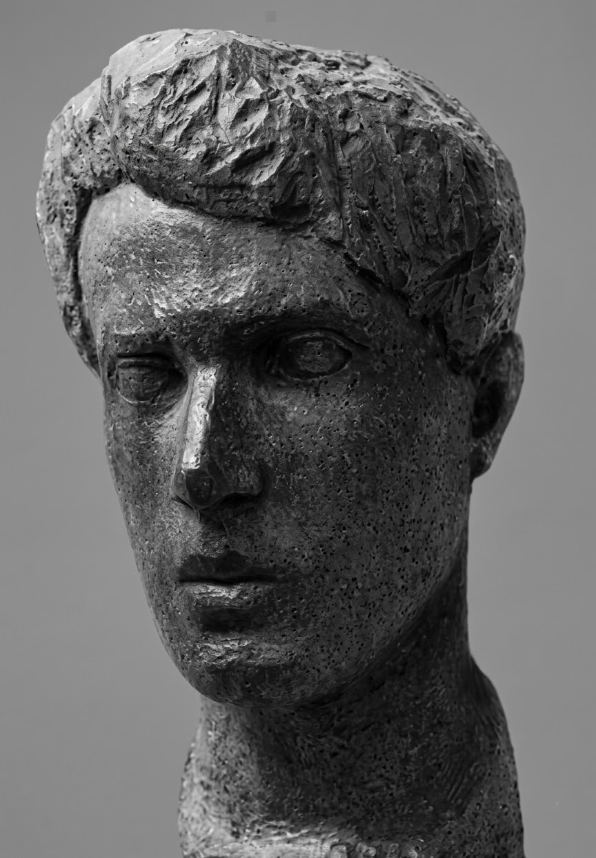 ''Портрет художника М.М. Суцкевера'', 1928. Дерево.Государственный Русский музей, С.-Петербург. Фото: goskatalog.ru