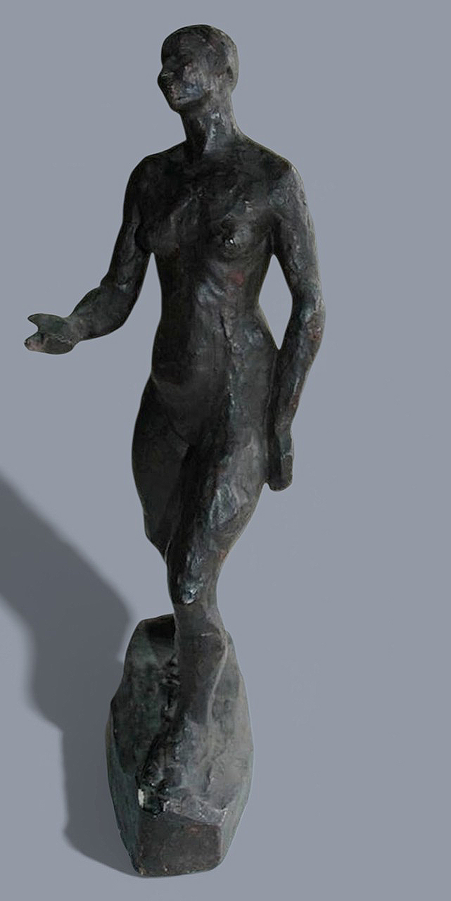 ''Обнаженная женская фигура'', 1920-е.Гипс тонированный, 47х17х21 см.Государственный Русский музей, С.-Петербург.Фото: goskatalog.ru