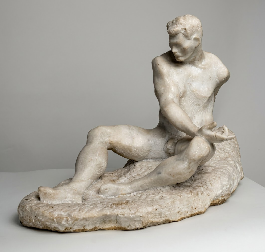 ''Натурщик'', 1925. Мрамор, 37х57х25 см.Государственный Русский музей, С.-Петербург. Фото: goskatalog.ru