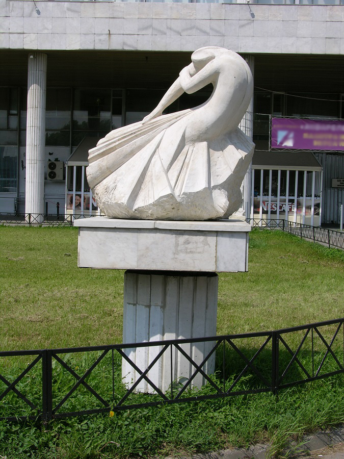 ''Балерина'', 2004. Известняк.Парк искусств ''Музеон'', Москва