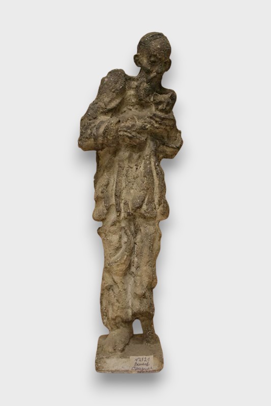 ''Старик с кошкой'', 1978. Шамот, 71х22х16 см.Музей изобразительных искусств Республики Карелия, Петрозаводск