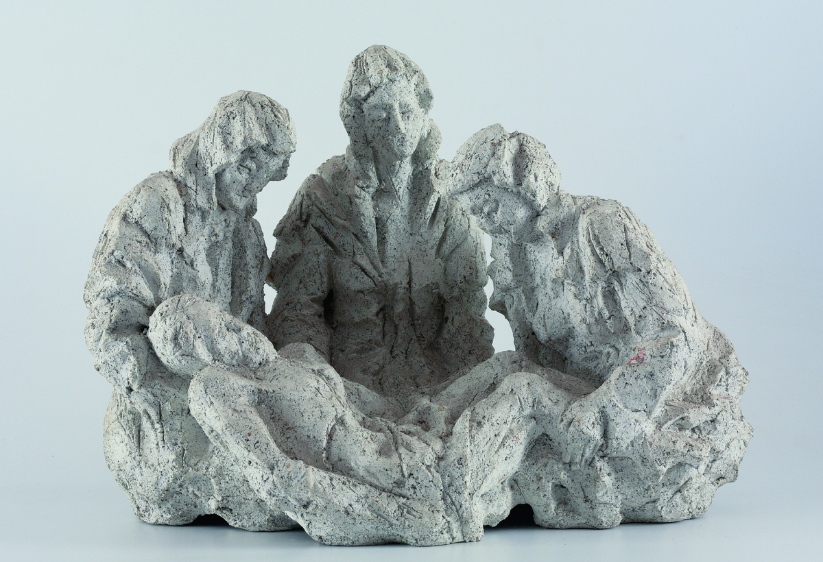 ''Пьета'', 1988. Шамот, высота 40 см