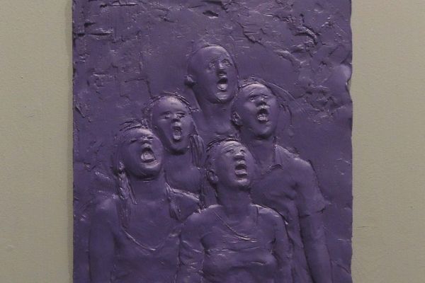 Виктор Корнеев. Из серии ''Наброски'',2023. Рельеф. Дерево, пластик, 40х50х5 см. Фото из архива Виктора Корнеева