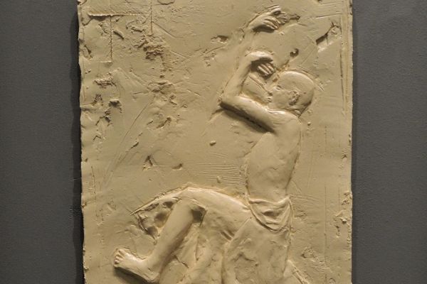 Виктор Корнеев. Из серии Наброски, 2023. Рельефы. Дерево, пластик, 40х50х5 см каждый. Фото из архива Виктора Корнеева