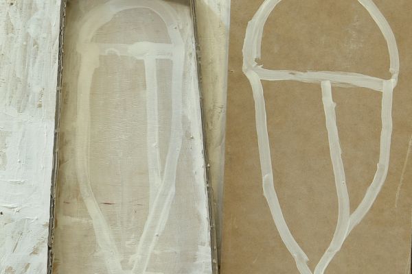 Анатолий Комелин. Парашюты, 2010. Картон, ткань, 45х45 см. Фото из архива А. Комелина