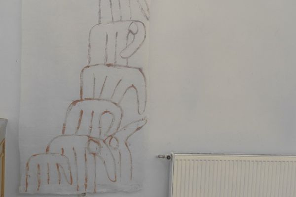 Анатолий Комелин. ''Знаки бытия''. Фрагмент экспозиции в РАХ, Москва, 2018. Фото из архива А. Комелина