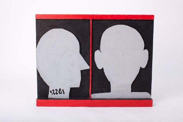 Игорь Шелковский. Хранить вечно. Из серии 1937, 2015. Дерево, ДСП, акрил, 60х76х10 см. Государственный музей истории ГУЛАга, Москва 