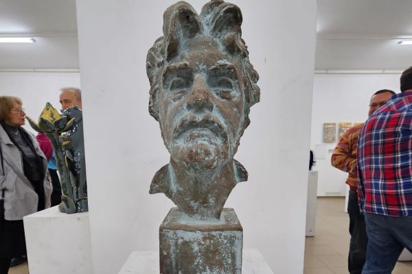 Открытие выставки ''Творческим группам по керамике - 30 лет''. Фото Маргариты Камардиной