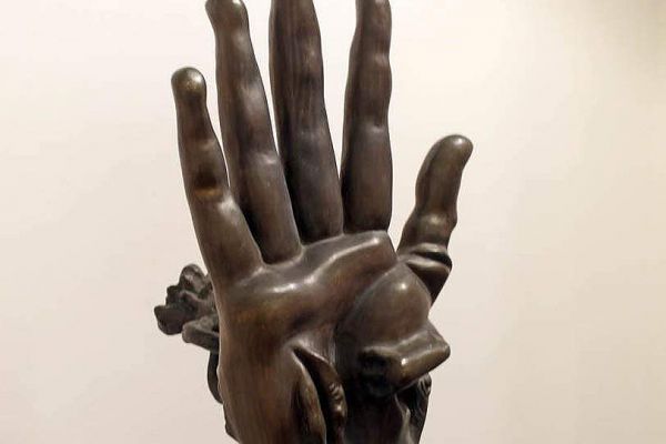 Александр Бурганов. ''Крик'', 2000. Бронза. Фото: visit-city.art