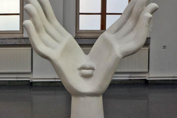 Александр Бурганов. ''Поцелуй'', 2016. Фото: visit-city.art