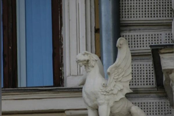 Сергей Конёнков. Доходный дом купца В.И. Камзолкина. 1895-1897. Проспект Мира, 3, Москва. Фото: группа ''Тайны старой Москвы'' (ВКонтакте)