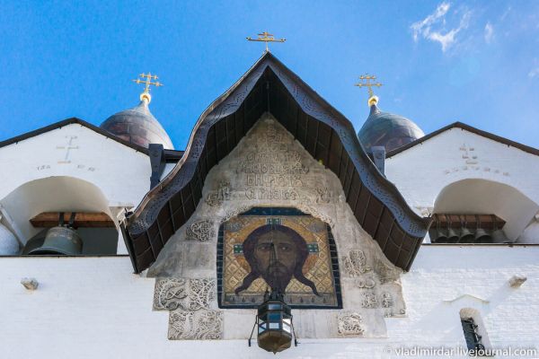 Сергей Конёнков. Церковь Покрова Пресвятой Богородицы в Марфо-Мариинской обители сестер милосердия, 1908-1912. Ул. Б. Ордынка, 34, Москва