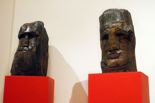 Сергей Конёнков. 1918-1919. ''Степан Разин с ватагой'' (фрагменты). Дерево. Государственный Русский музей, С-Петербург. Фото: obtaz.com