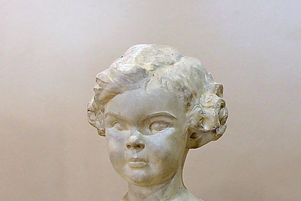 Сергей Конёнков. Катюша, 1956. Гипс, 30х29х23 см. Музей скульптуры С.Т. Конёнкова, Смоленск. Фото: annataliya.livejournal.com 