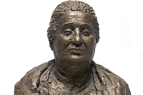 Илья Слоним. Портрет поэтессы Анны Ахматовой, 1964. Бронза, 55х54х35 см. Государственный Русский музей, С.-Петербург. Фото: сайт Виртуальный Русский музей