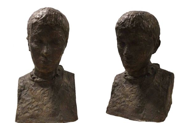 Илья Слоним. Портрет виолончелистки Наталии Гутман, 1969. Бронза, 49х30,5х34 см. Мордовский республиканский музей изобразительных искусств имени С.Д. Эрьзи, Саранск