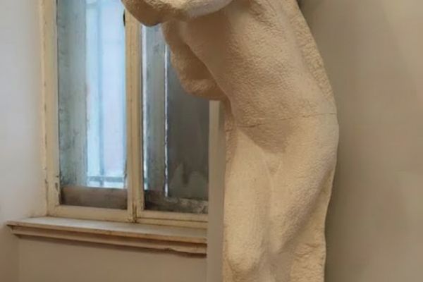 Александр Матвеев. Атлант, поддерживающий мостик 1908-1910. Для имения Я.Е. Жуковского в Новом Кучук-Кое, Крым. Гипс. Мемориальная мастерская А.Т. Матвеева, Москва