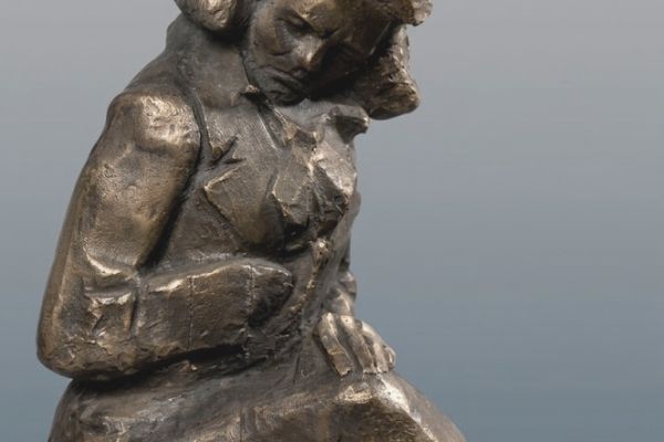 Виктор Думанян. Бетховен, 1970. Бронза, 34х23х16 см. Государственный Русский музей, С.-Петербург