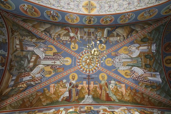 khram-arkhangela-mikhaila-19-potolki-2005-2011-letovo-moskvaBA12E5B2-23AE-725D-F670-7ED2681C67CF.jpg